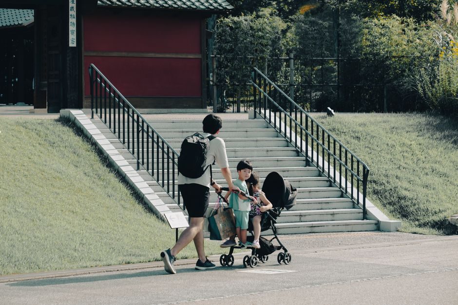 Japanese family life lifestyle photo